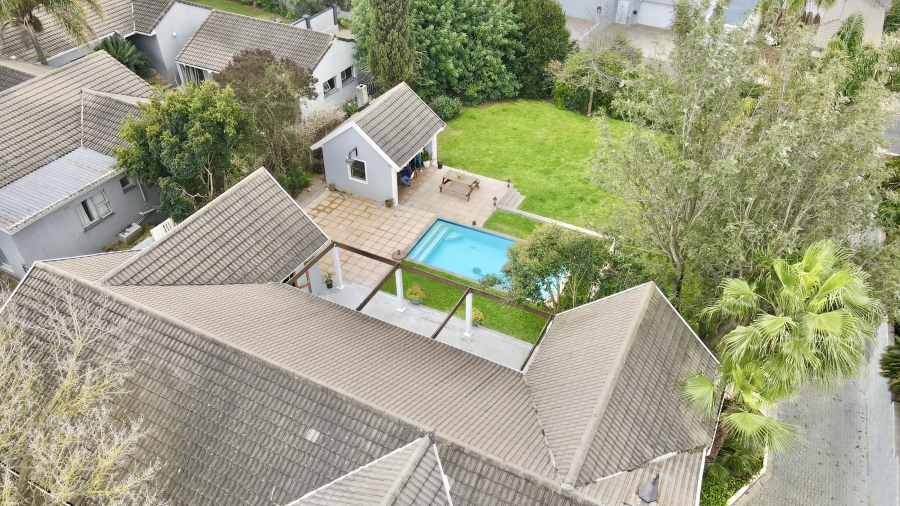 5 Bedroom Property for Sale in Vierlanden Western Cape